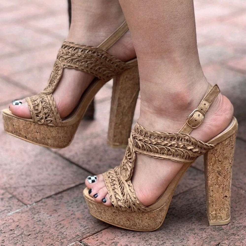 Shoes OFFERS WELCOME